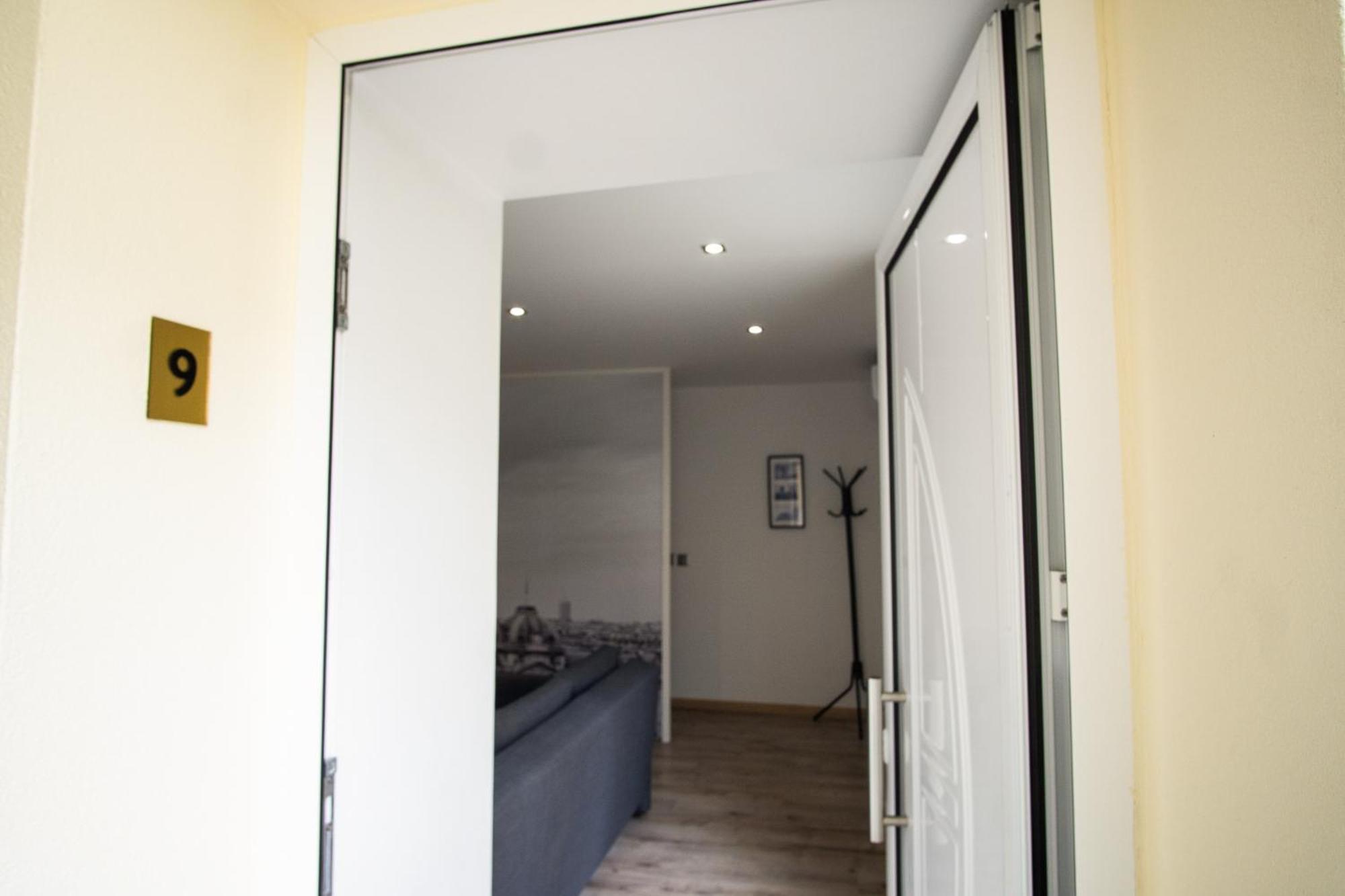 Appartement 1-4 Pers - Aeroport Cdg, Parc Expo, Villepinte - A L'Ombre Du Pin "9" Le Pin  Luaran gambar